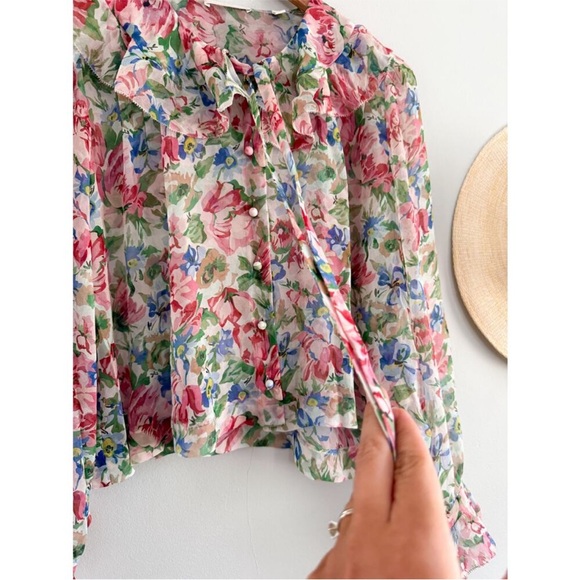 Doen Silk Solange Top in Tulip Grove - Picture 3 of 8